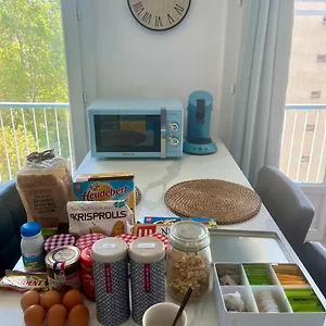 Séjour chez l'habitant Privee Dans Un Partage, Villeurbanne